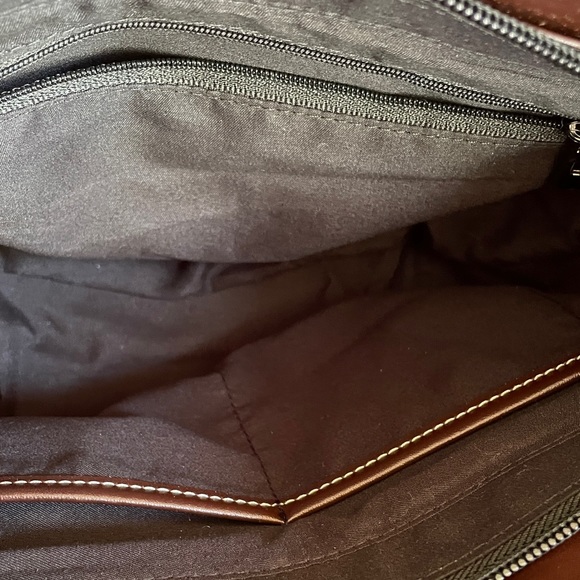 💕💕 Unique Crossbody Handbag Midsized - Picture 4 of 5